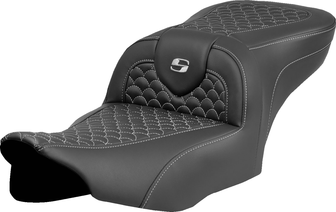 Saddlemen Roadsofa Silver Dragon Scale Stitch Seat fits 2023-2025 Harley Touring
